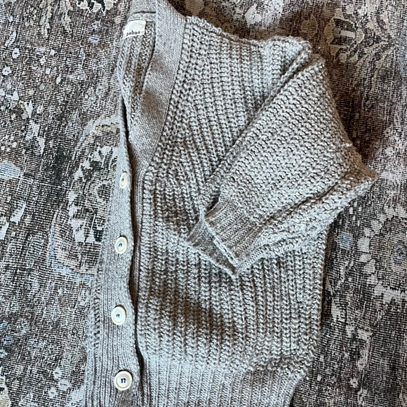 Babaa no 19 cardigan in mist - Picture 3 of 6